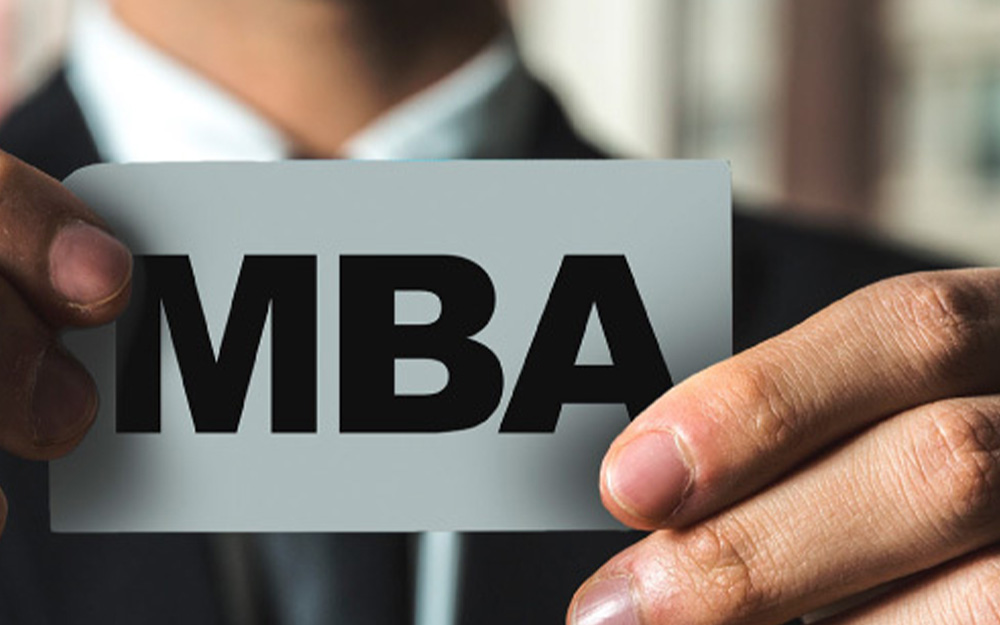 تخصص های MBA برای مهاجرت؛ مدیریت منابع انسانی